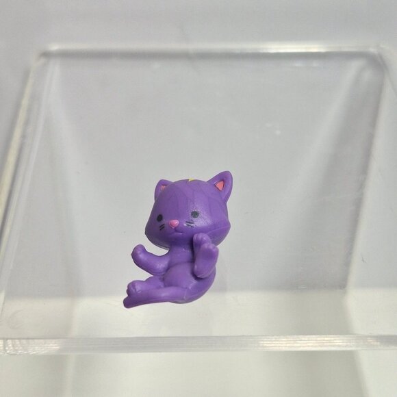 Twozies Season 1 Purple Raccoon Baby Figure 1.25" - Picture 10 of 13